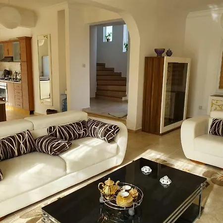 Vittoria Villa